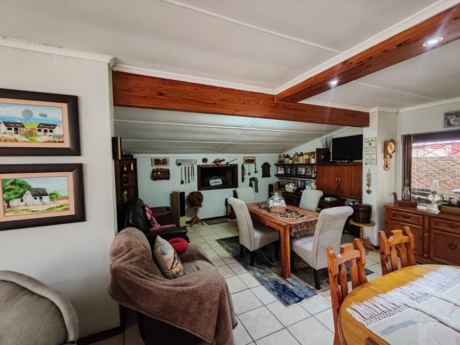 3 Bedroom Property for Sale in Bothasrus Eastern Cape